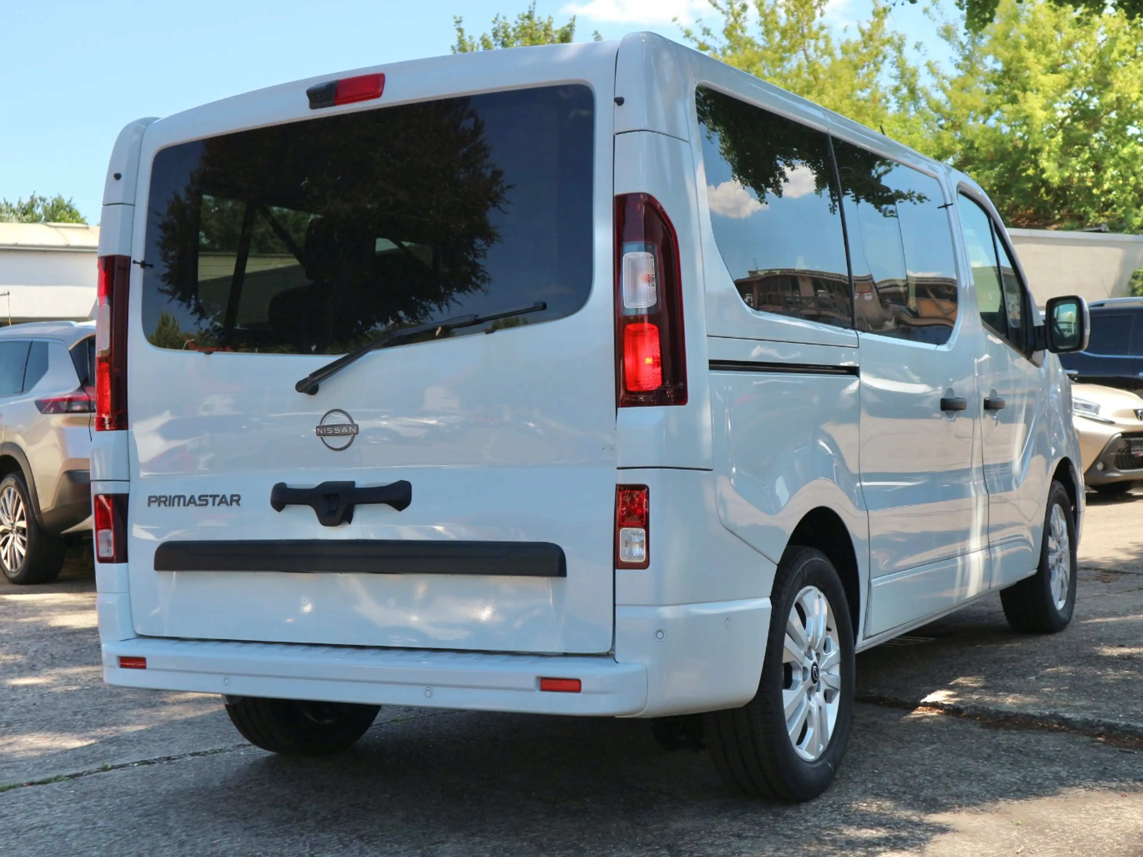 Nissan Primastar Kombi9 L1H1 2,8t dCi170 9AT TEKNA LM — photo 7