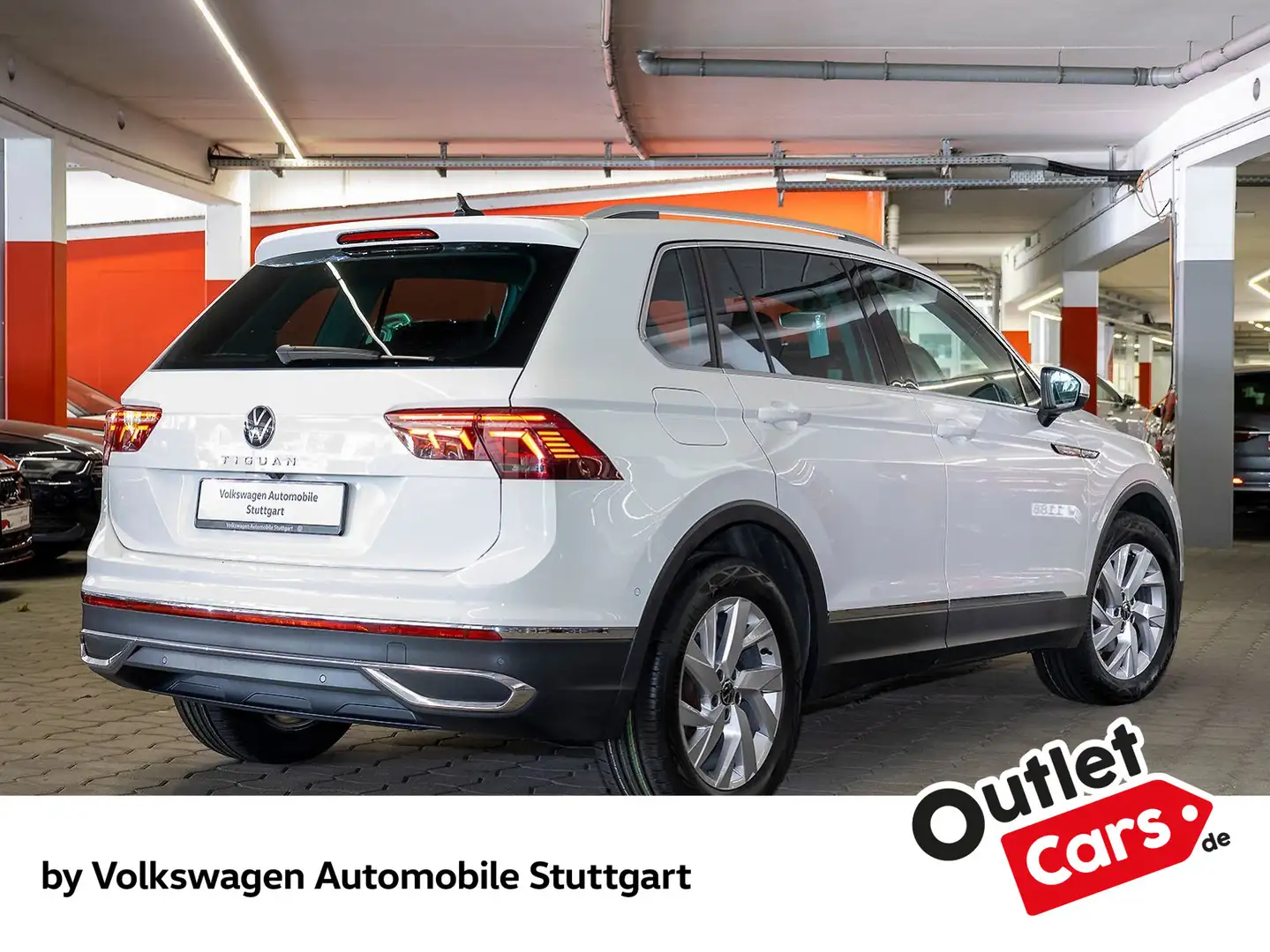 Volkswagen Tiguan Elegance 1.5 TSI Standhzg Klima LED Navi Weiß - 2