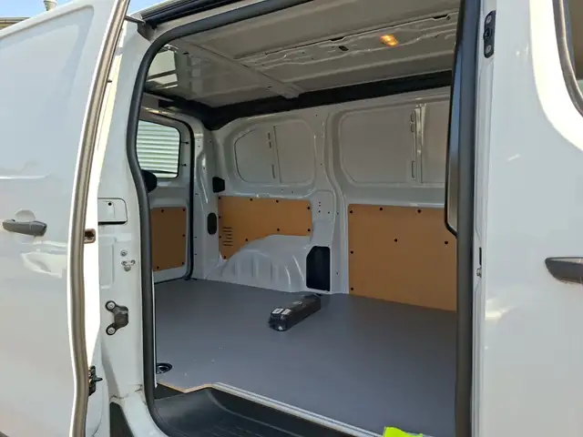 Toyota Proace view 9