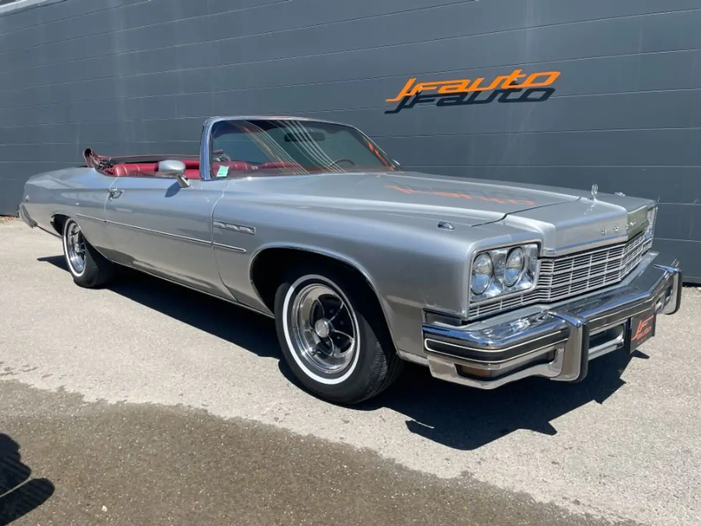 Buick Le Sabre CONVERTIBLE 455 CU Gri - 1