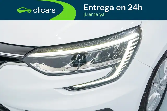 Renault Megane view 10