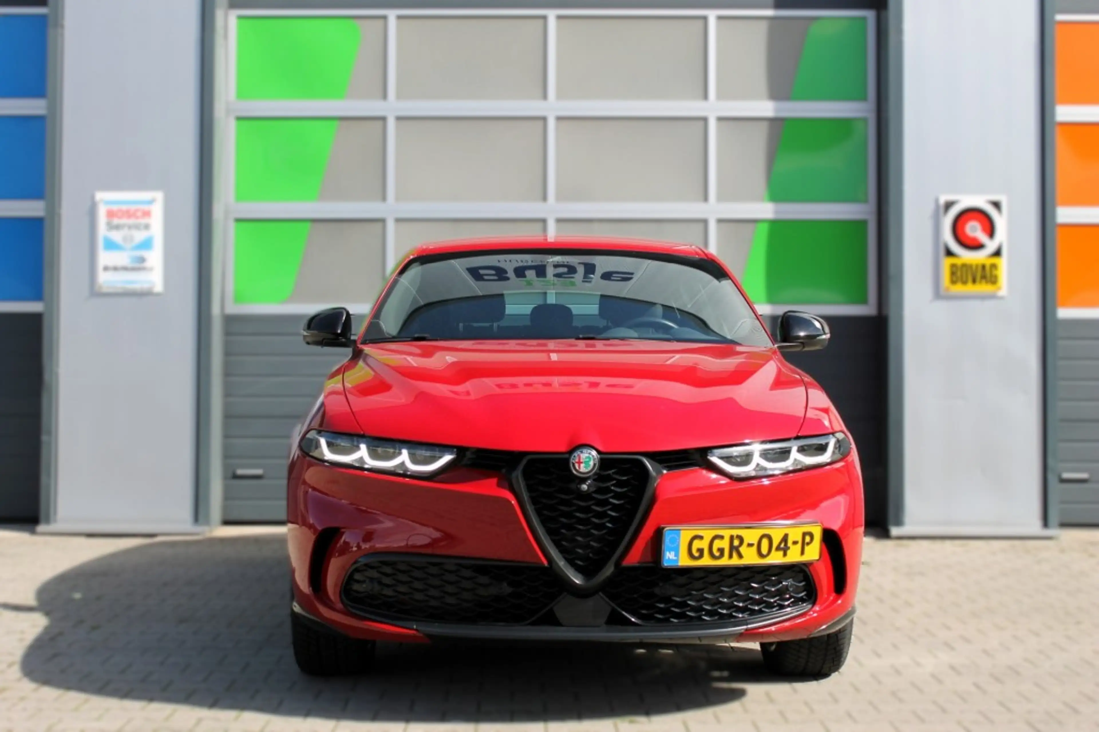 Alfa Romeo Tonale 1.5T HYBRID VELOCE / 360 Camera / Alcantara / 19 I — photo 2