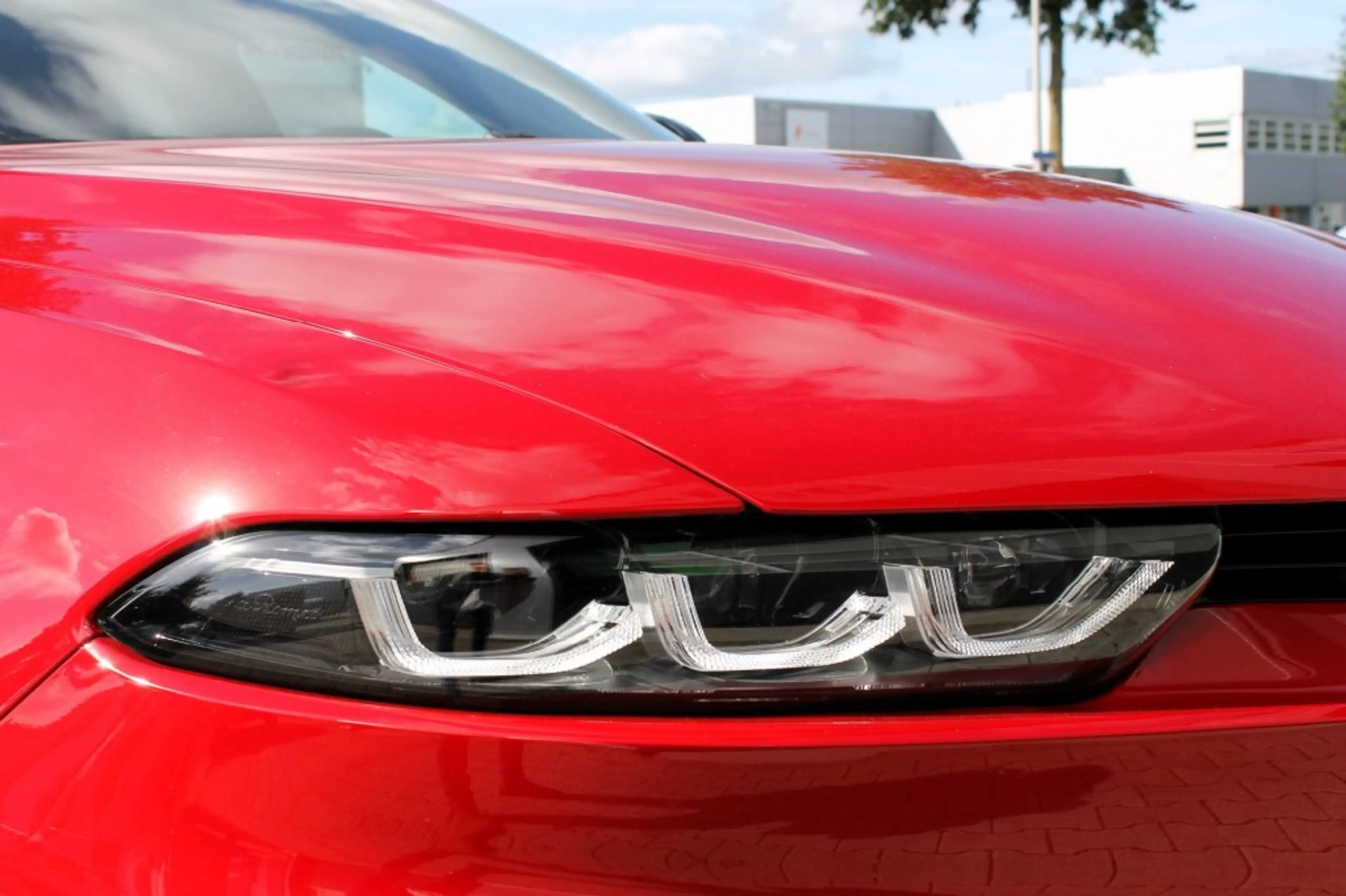 Alfa Romeo Tonale 1.5T HYBRID VELOCE / 360 Camera / Alcantara / 19 I — photo 9