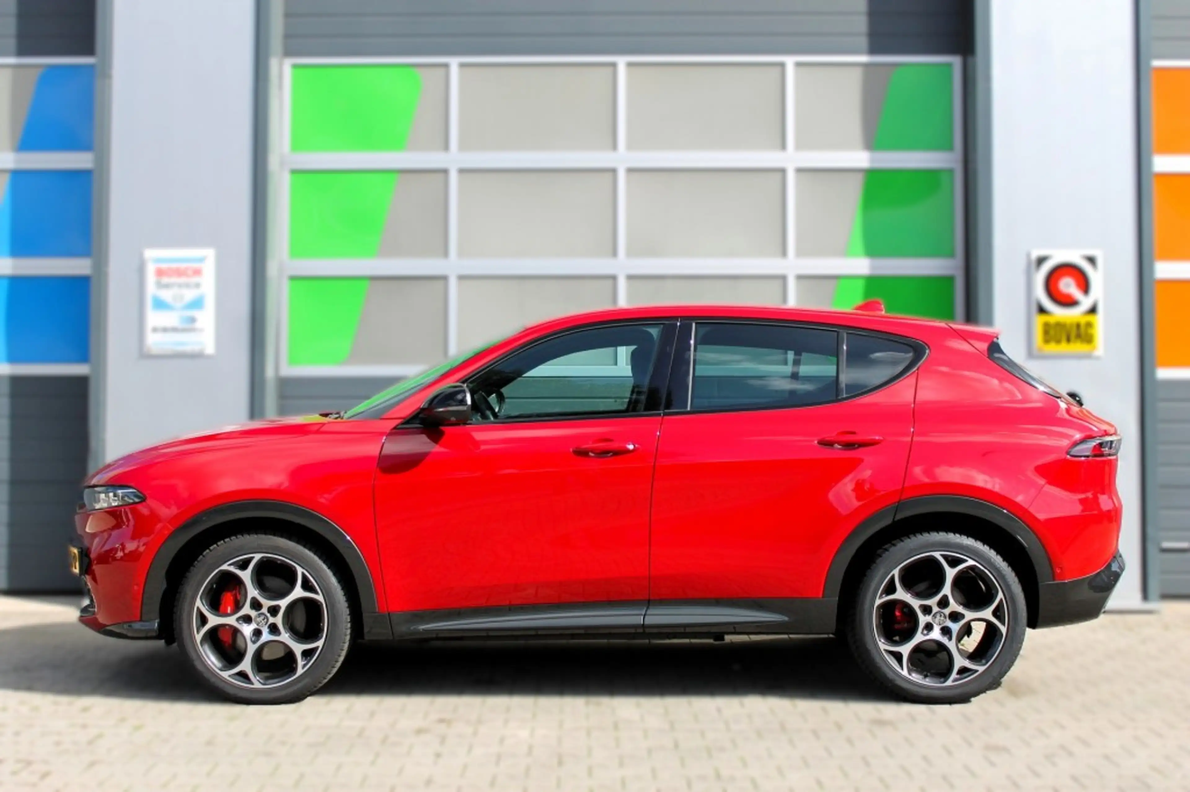 Alfa Romeo Tonale 1.5T HYBRID VELOCE / 360 Camera / Alcantara / 19 I — photo 8