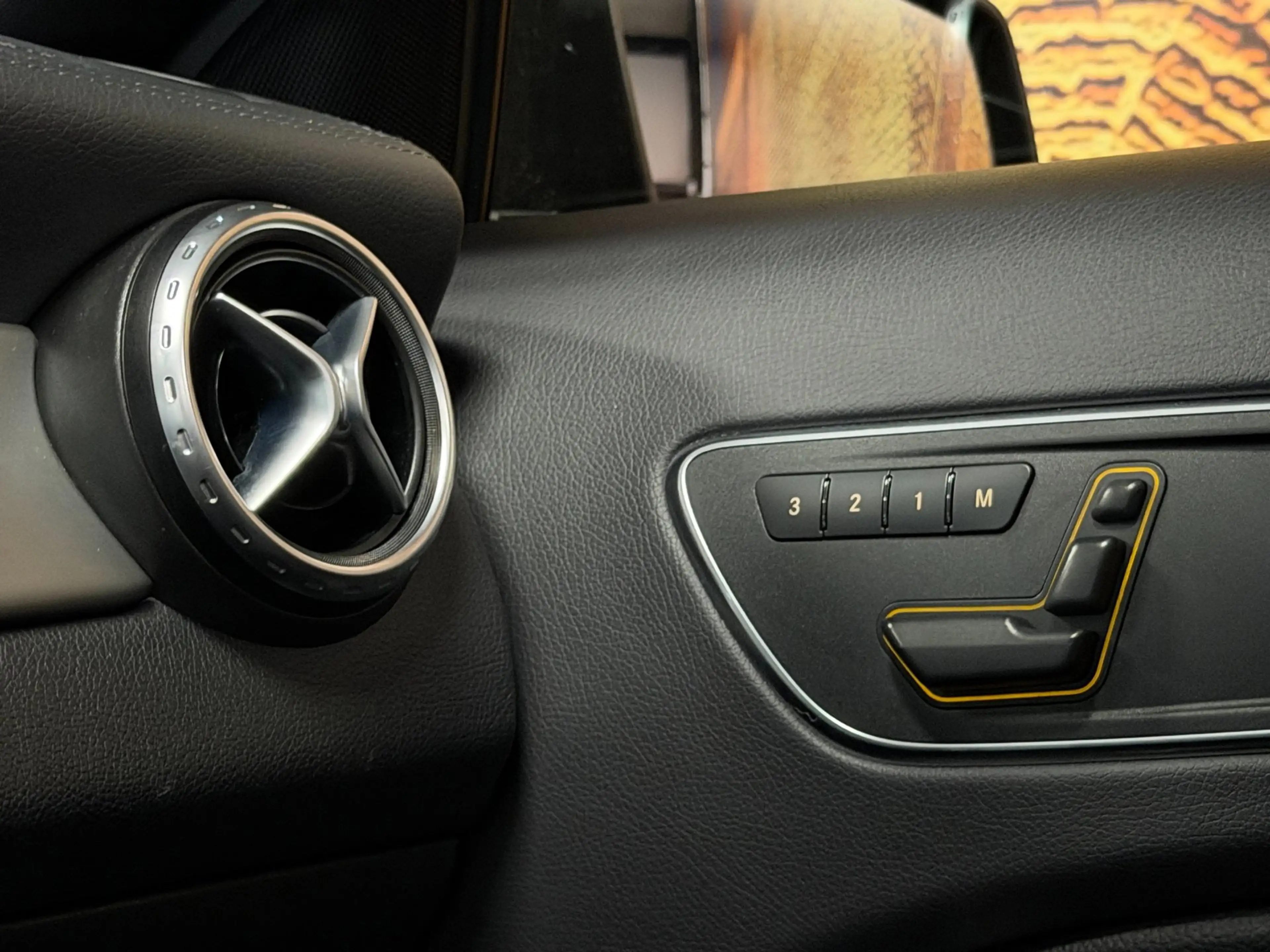 Mercedes-Benz GLA 250 4Matic Aut Panodak Leer Camera — photo 31