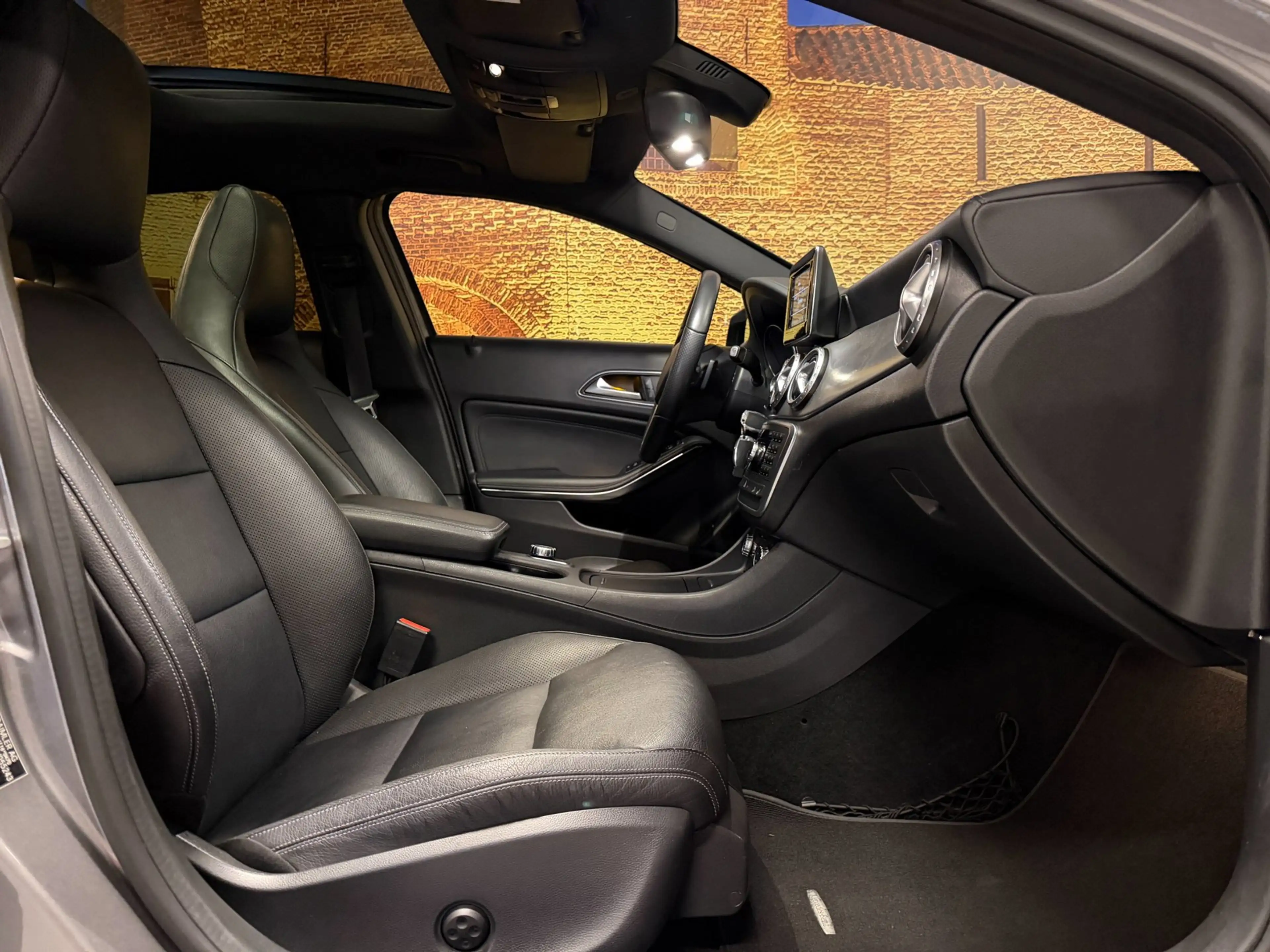 Mercedes-Benz GLA 250 4Matic Aut Panodak Leer Camera — photo 15