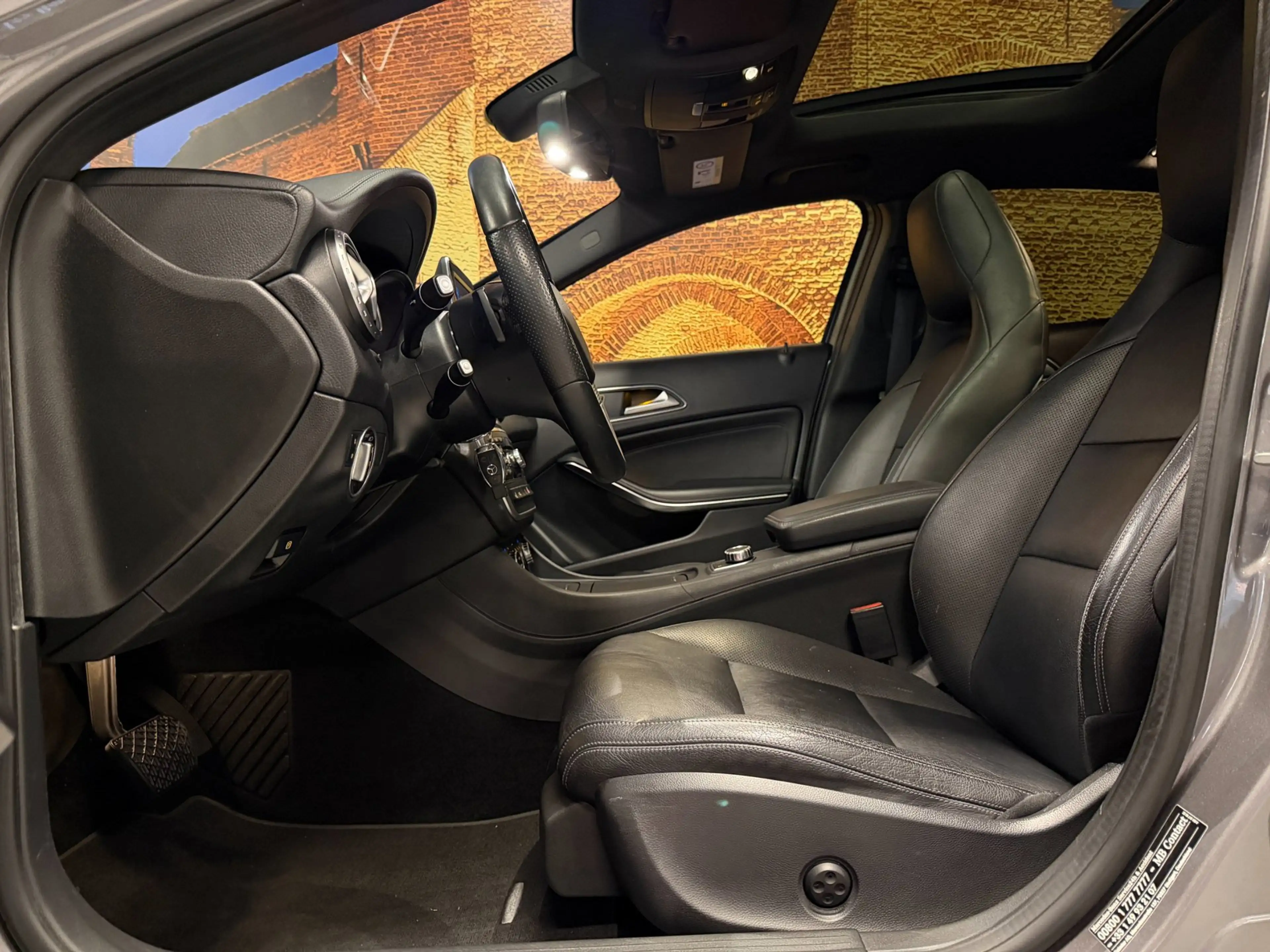 Mercedes-Benz GLA 250 4Matic Aut Panodak Leer Camera — photo 21