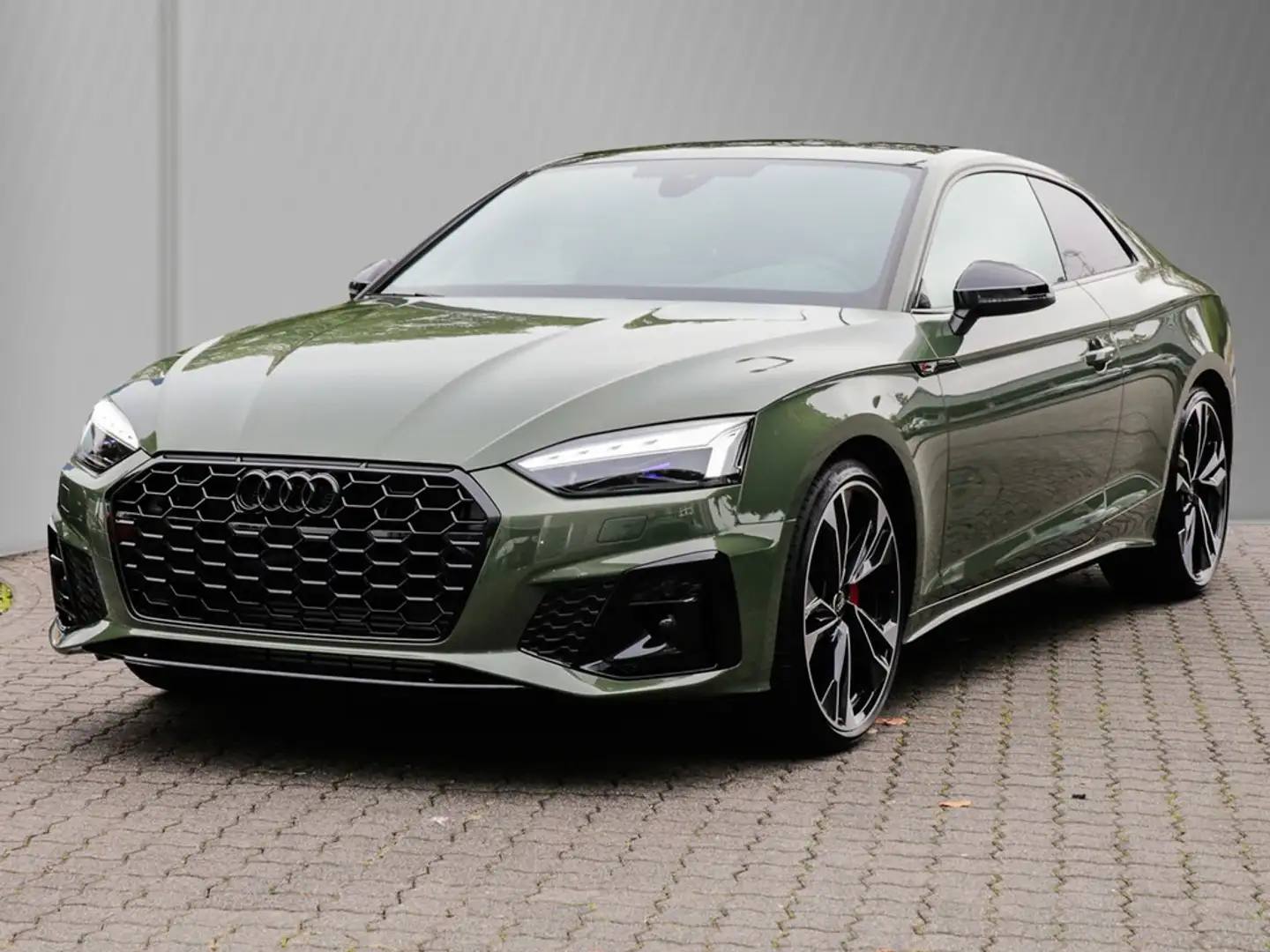 Audi A5 Coupe 40 TFSI S line Competition edition plus Green - 2