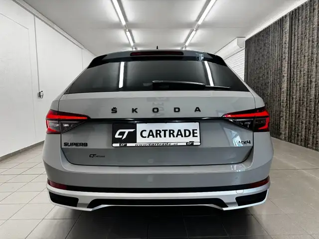 Skoda Superb view 8