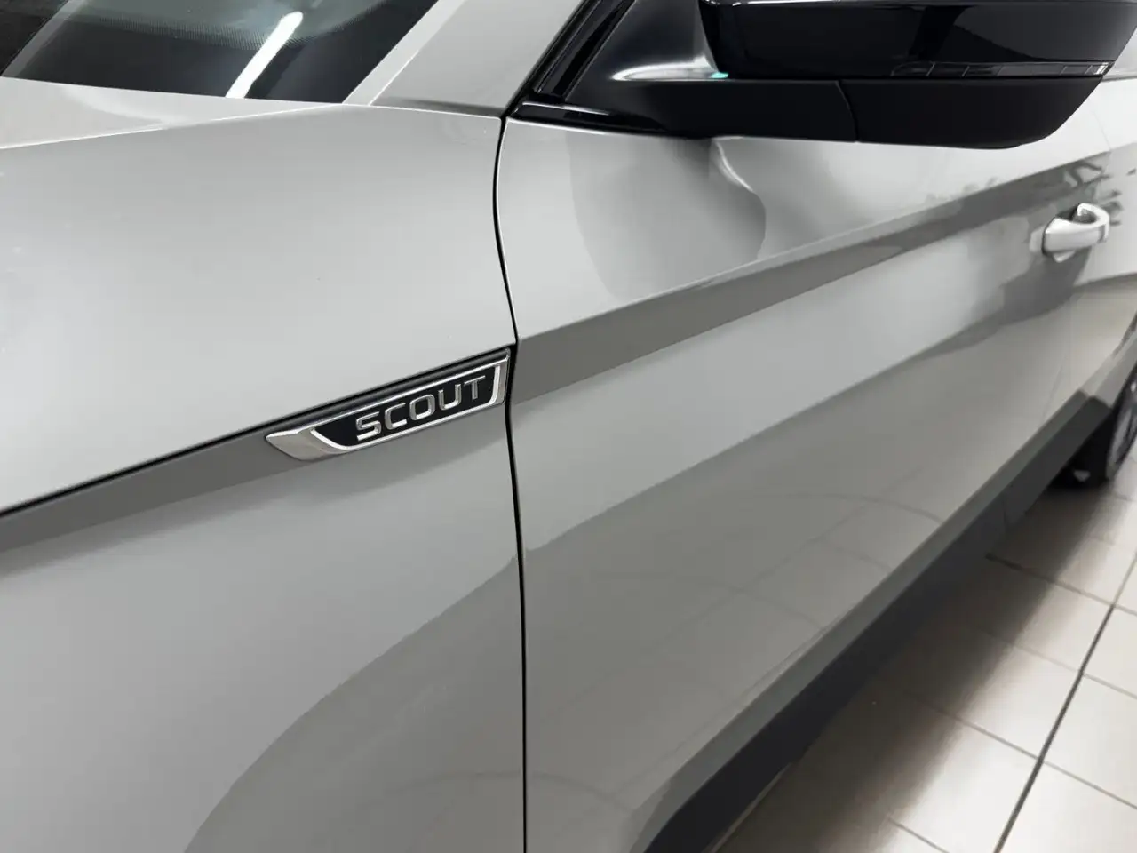 Skoda Superb 2.0 TDI Scout 4x4, миниатюра 9