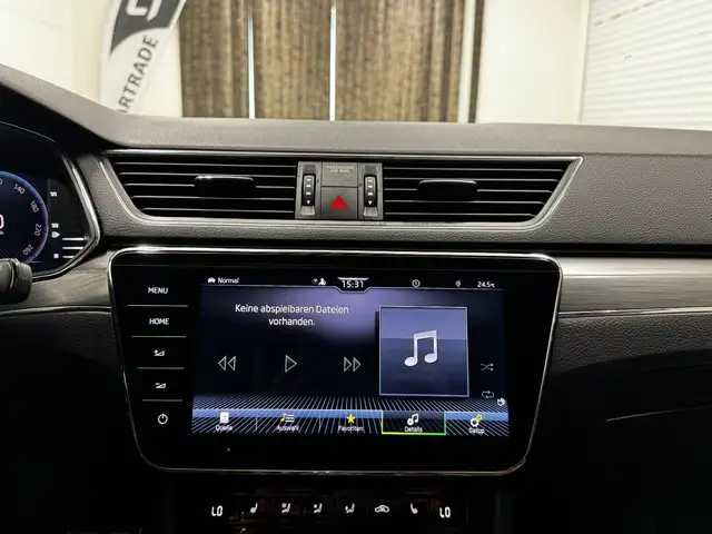 Skoda Superb view 25