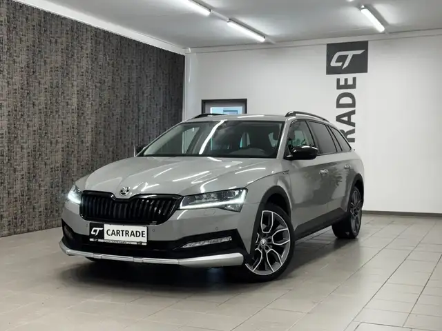 Skoda Superb view 4