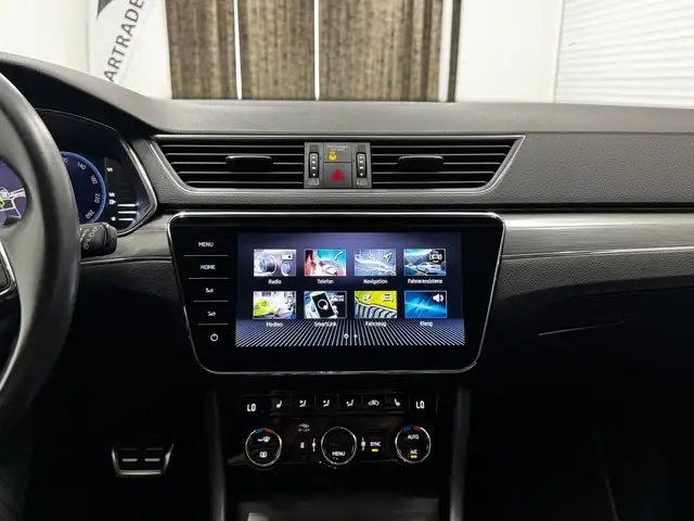 Skoda Superb view 18