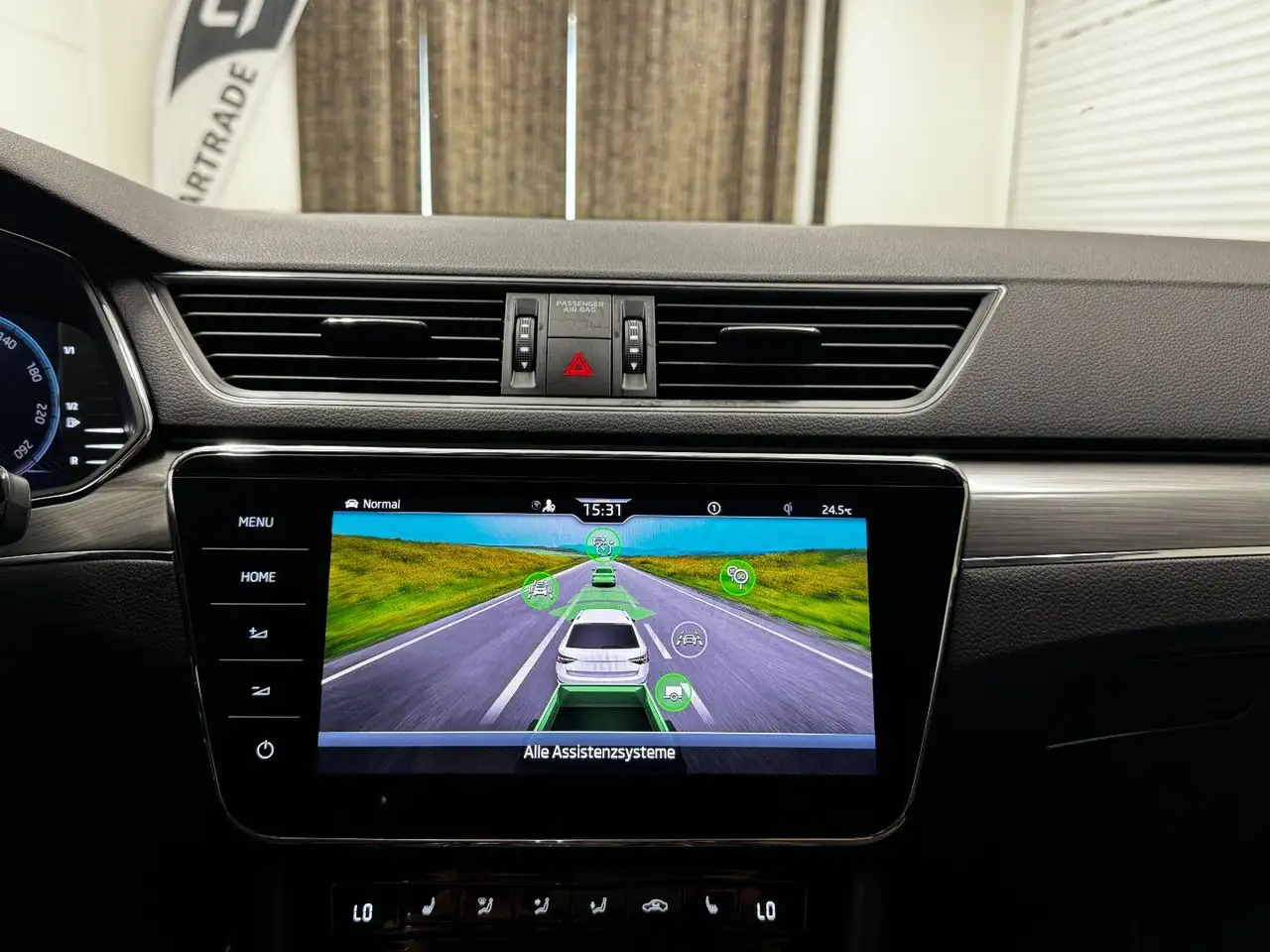 Skoda Superb 2.0 TDI Scout 4x4, миниатюра 23