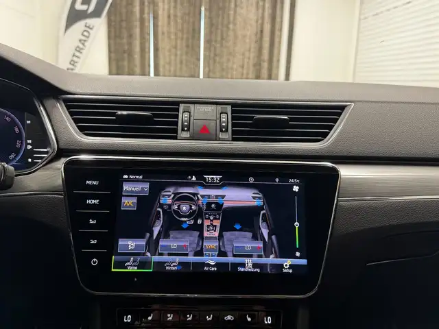 Skoda Superb view 28