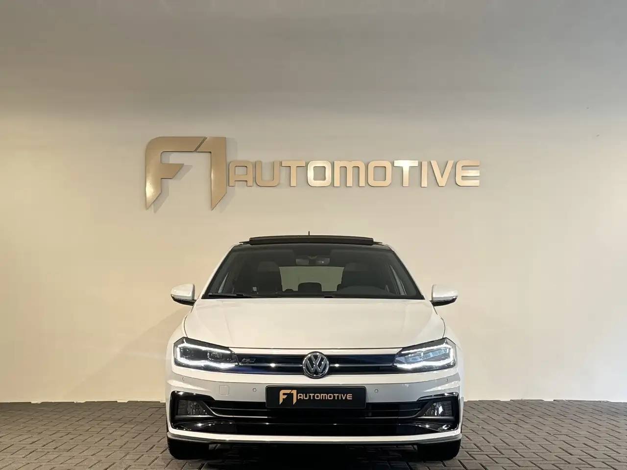 Volkswagen Polo 1.0 TSI Highline R Pano Beats Camera Keyless ACC L, миниатюра 2