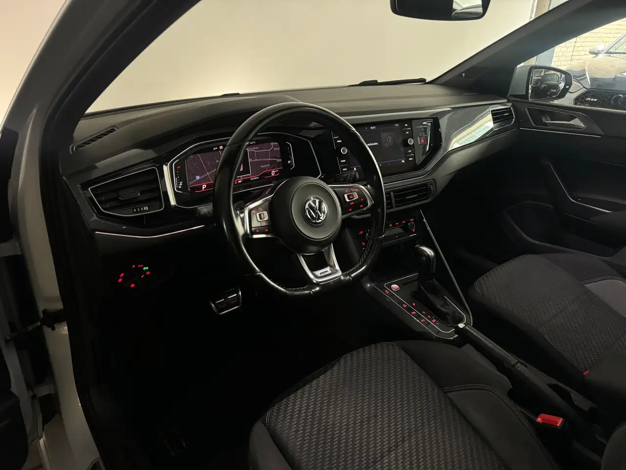 Volkswagen Polo 1.0 TSI Highline R Pano Beats Camera Keyless ACC L, миниатюра 9