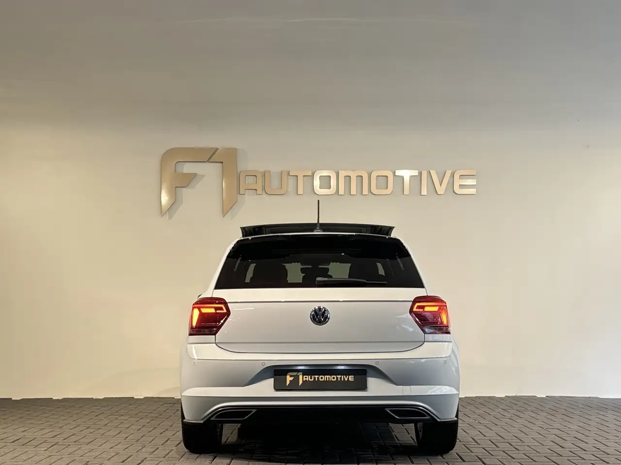 Volkswagen Polo 1.0 TSI Highline R Pano Beats Camera Keyless ACC L, миниатюра 5