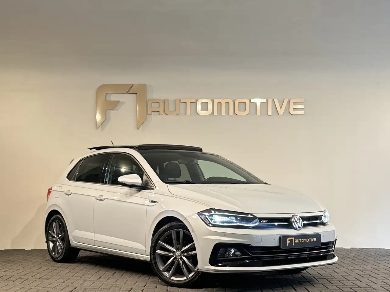 Volkswagen Polo 1.0 TSI Highline R Pano Beats Camera Keyless ACC L, миниатюра 3