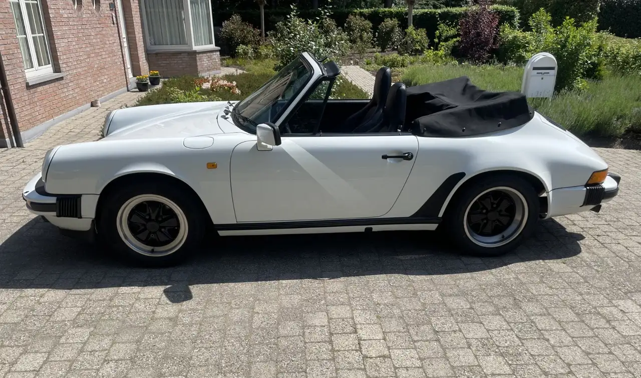 Porsche 911 3.2 Cabriolet, foto 1