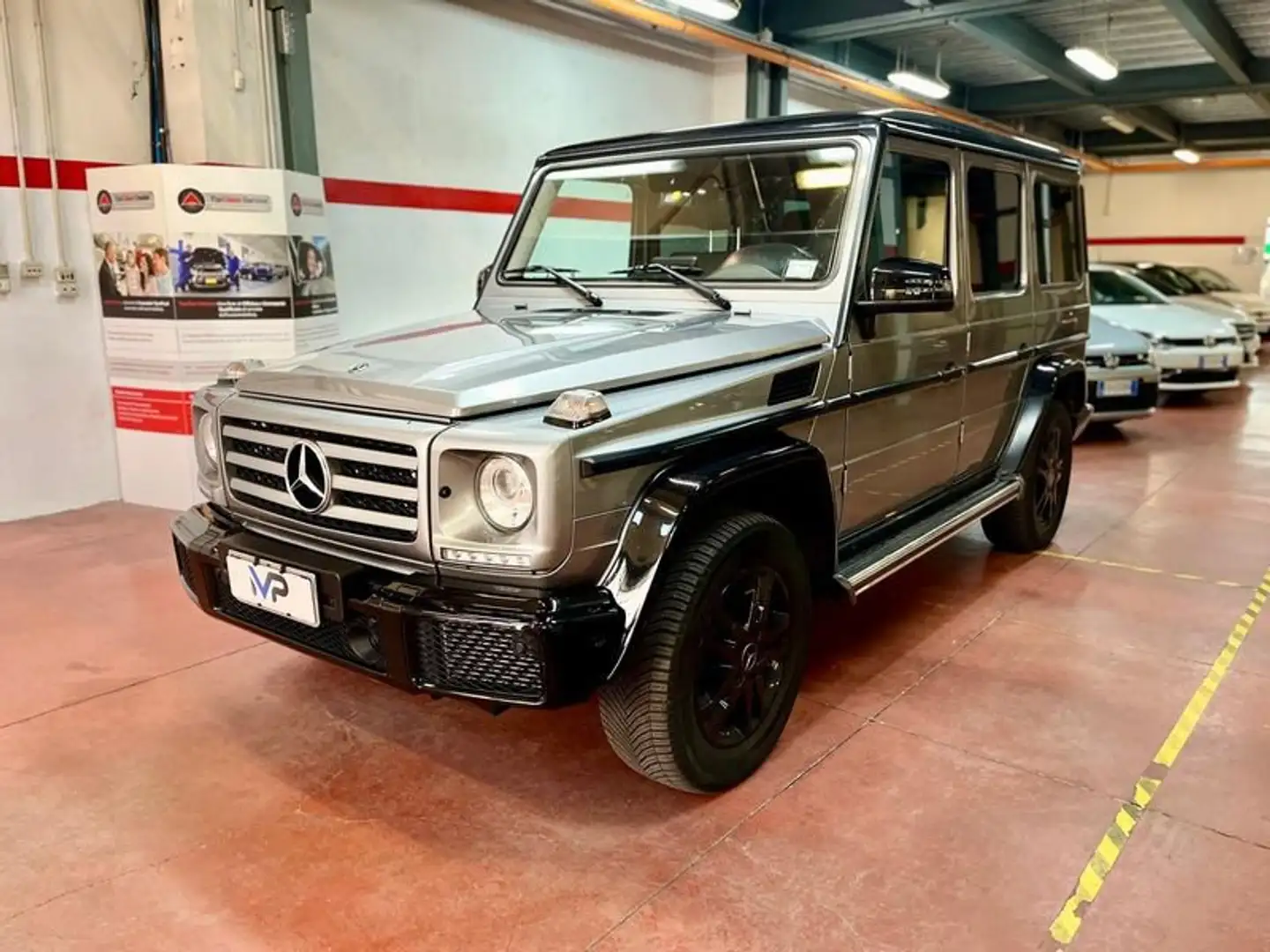 Mercedes-Benz G 350 d S.W. AMG Line Gris - 1