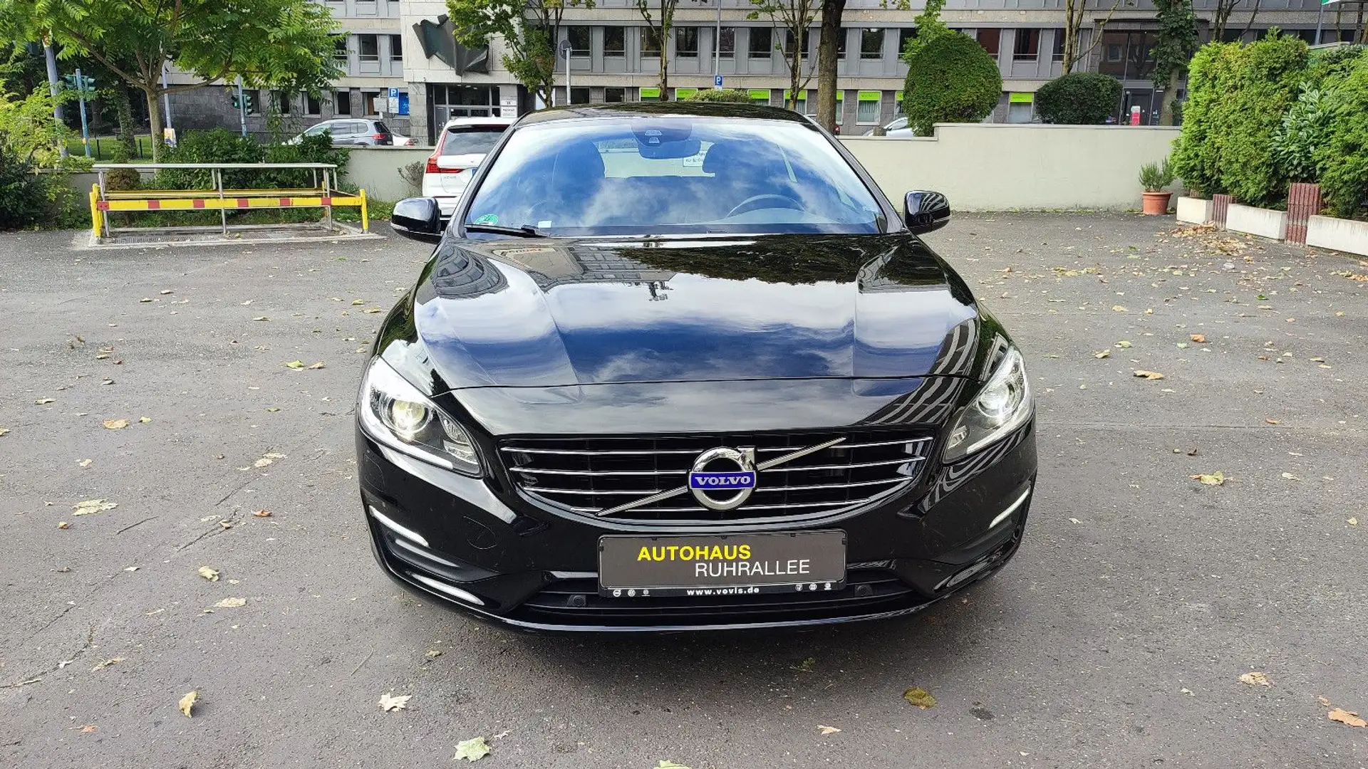 Volvo V60 Kombi Linje Svart, Navi,Leder, Autom.,1.Hand Schwarz - 2