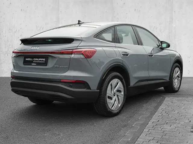 Audi Q4 E-Tron view 4