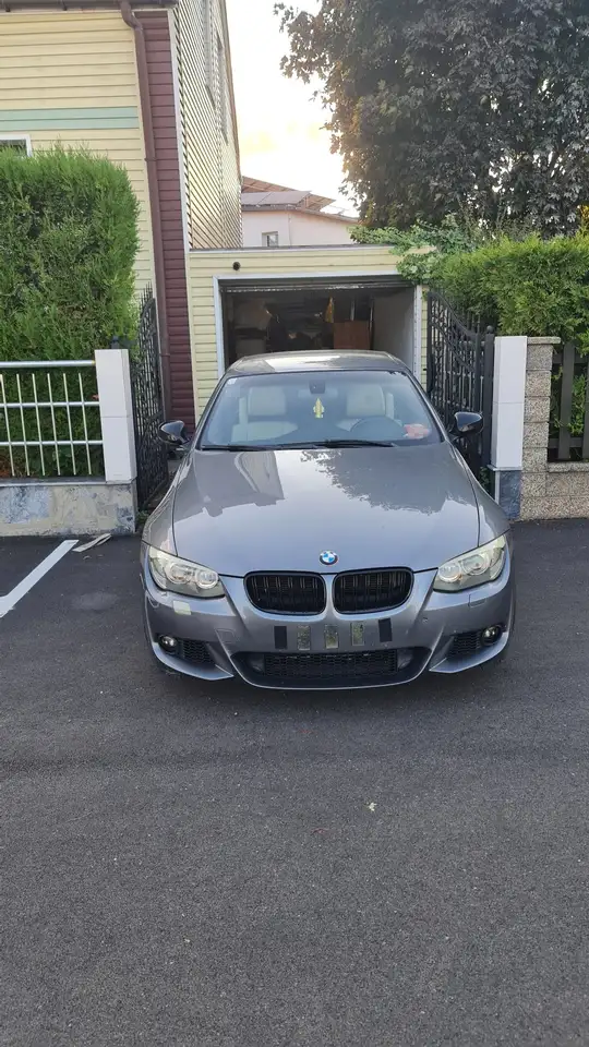 BMW 335