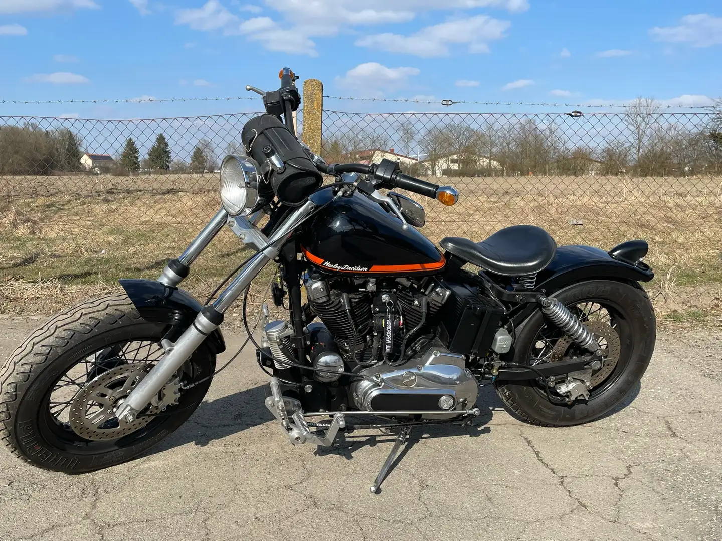 Harley-Davidson Sportster XLCH 1000 Чорний - 1