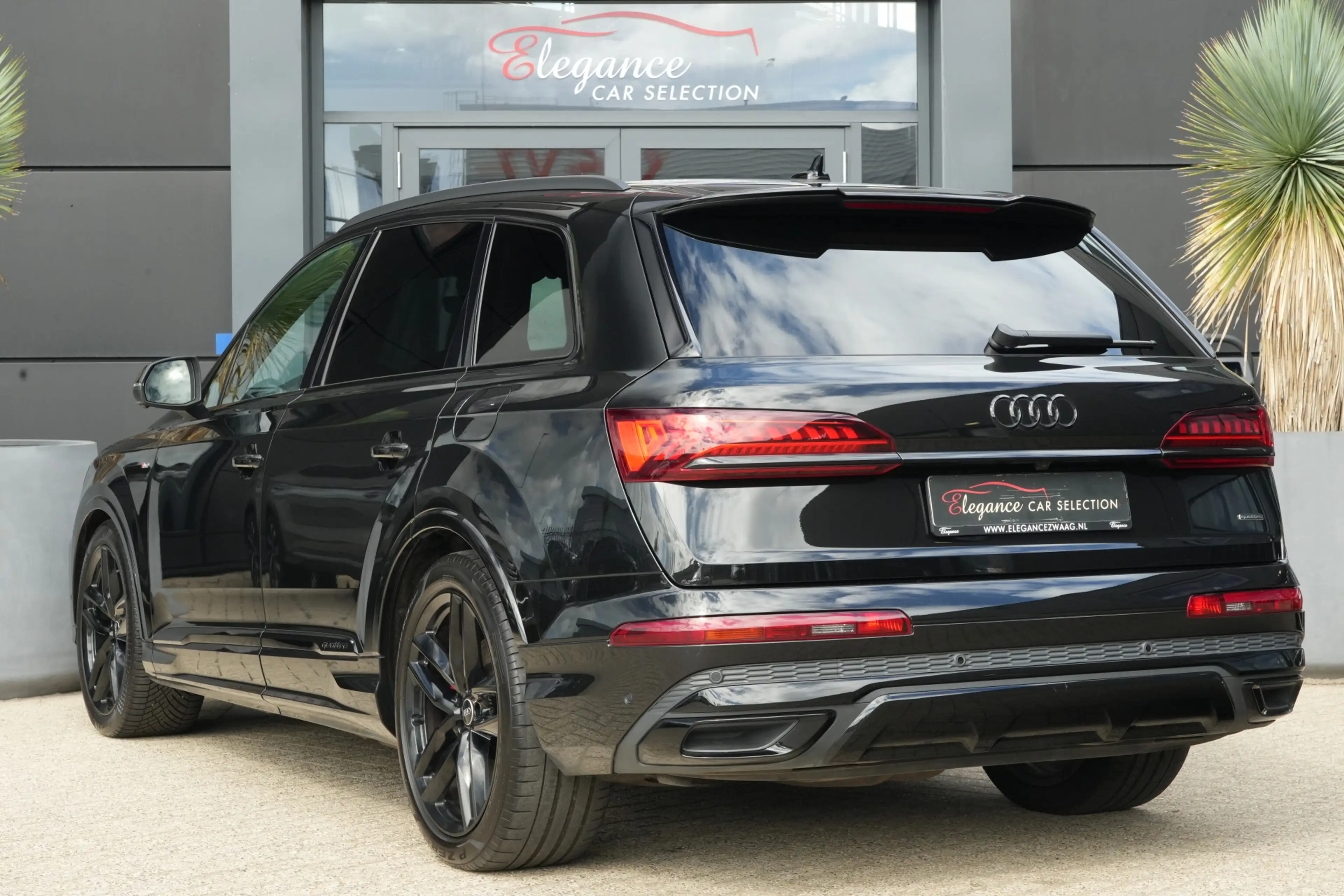 Audi Q7 60 TFSI e Quattro Pro Line S Competition | 489 PK — photo 7