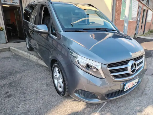 Mercedes-Benz V 250 CDI BlueTEC Automatic Executive Long EURO 6-FINANZ
