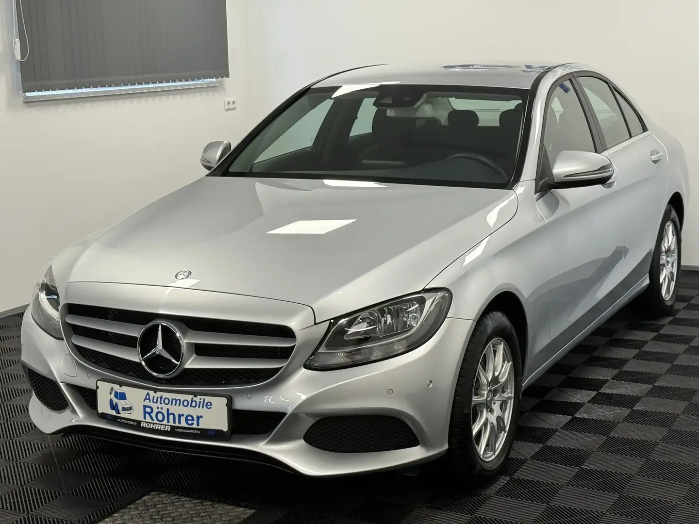 Mercedes-Benz C 180 CGI Lim. Automatik Memory Sitzheizung PDC Silber - 2