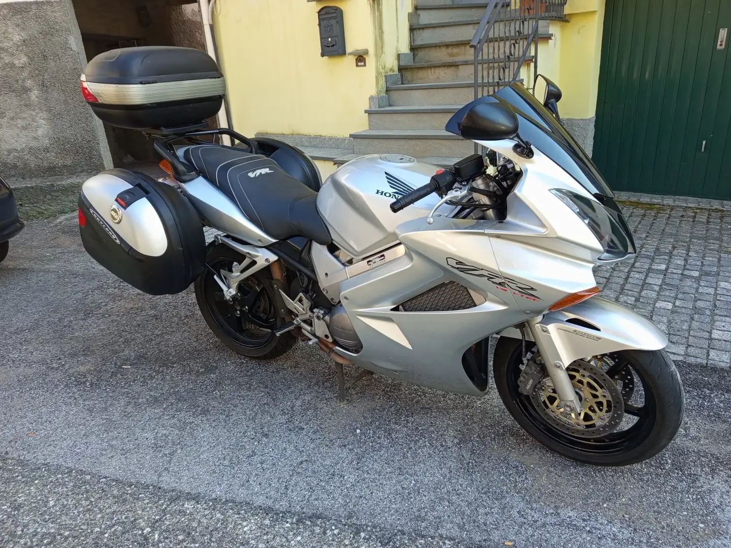 Honda VFR rc46 Gris - 1