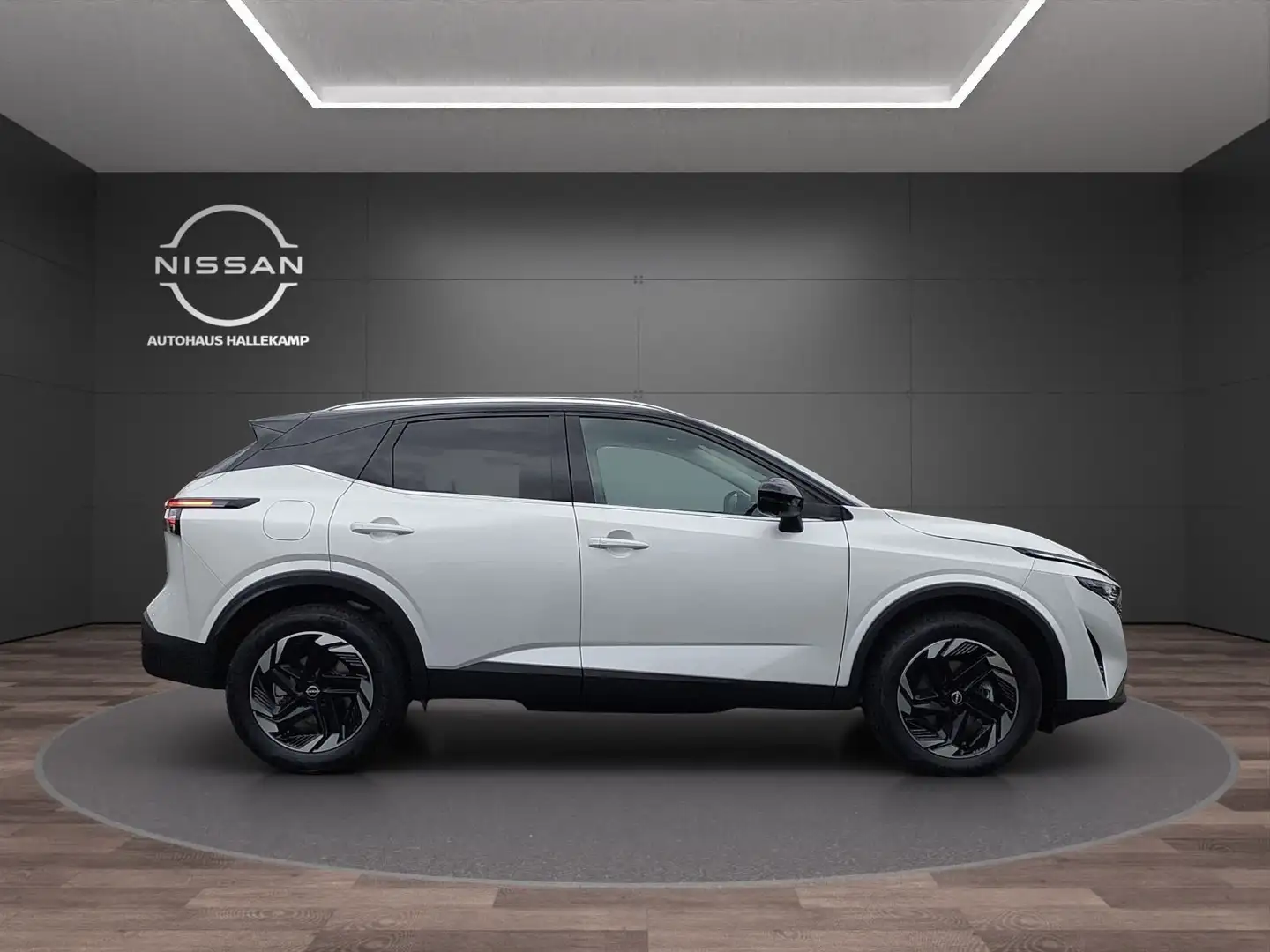 Nissan Qashqai N-Connecta 1.3 DIG-T Xtronic Weiß - 2