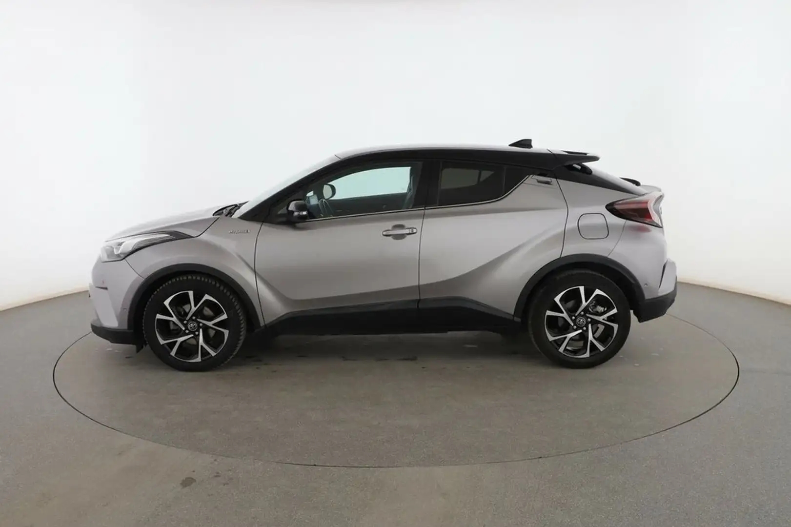 Toyota C-HR 1.8 Hybrid Advance Gri - 2