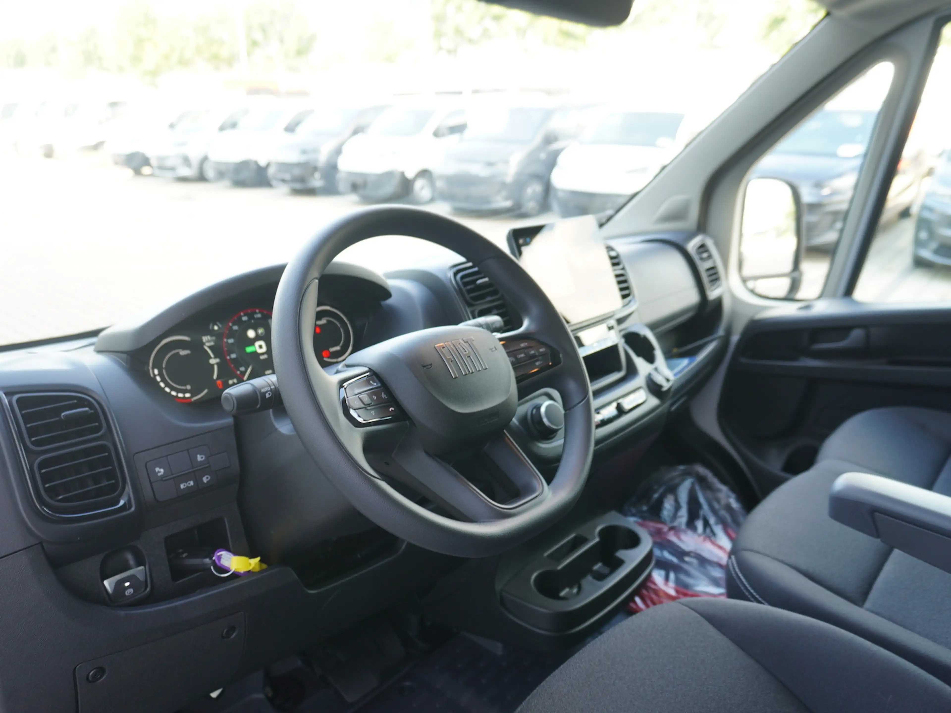 Fiat Ducato 35 L3H2 110 kW/h / 10-Zoll Navi — photo 12