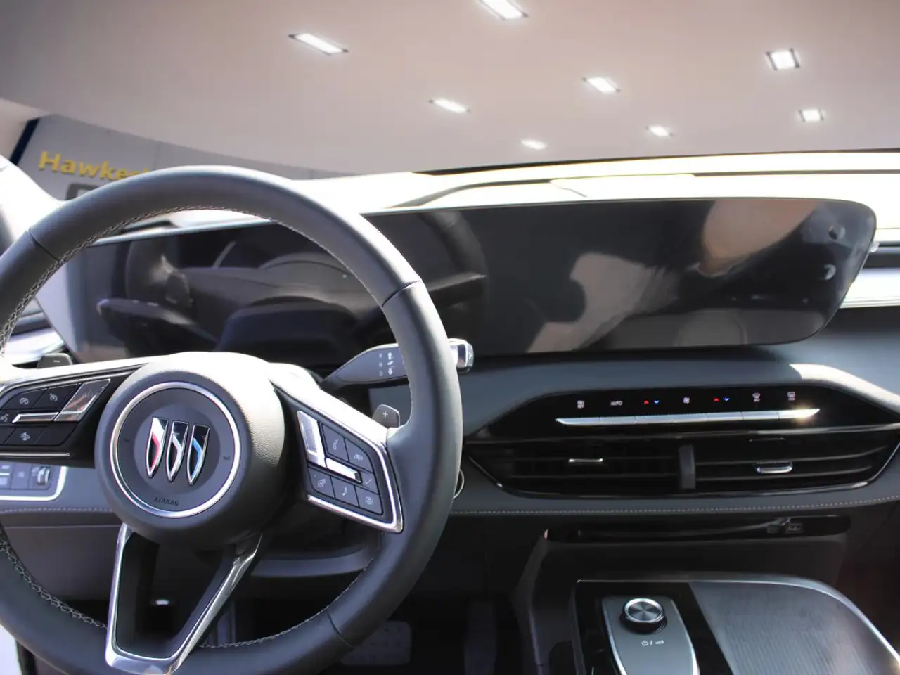 Buick Enclave снимка Buick Enclave
