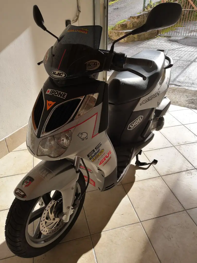 Aprilia Sportcity 200 Silver - 1