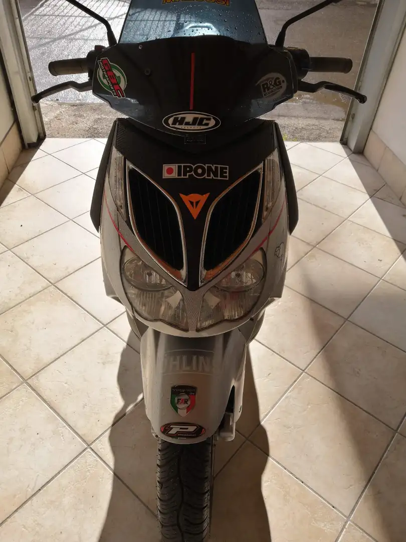 Aprilia Sportcity 200 Silver - 2