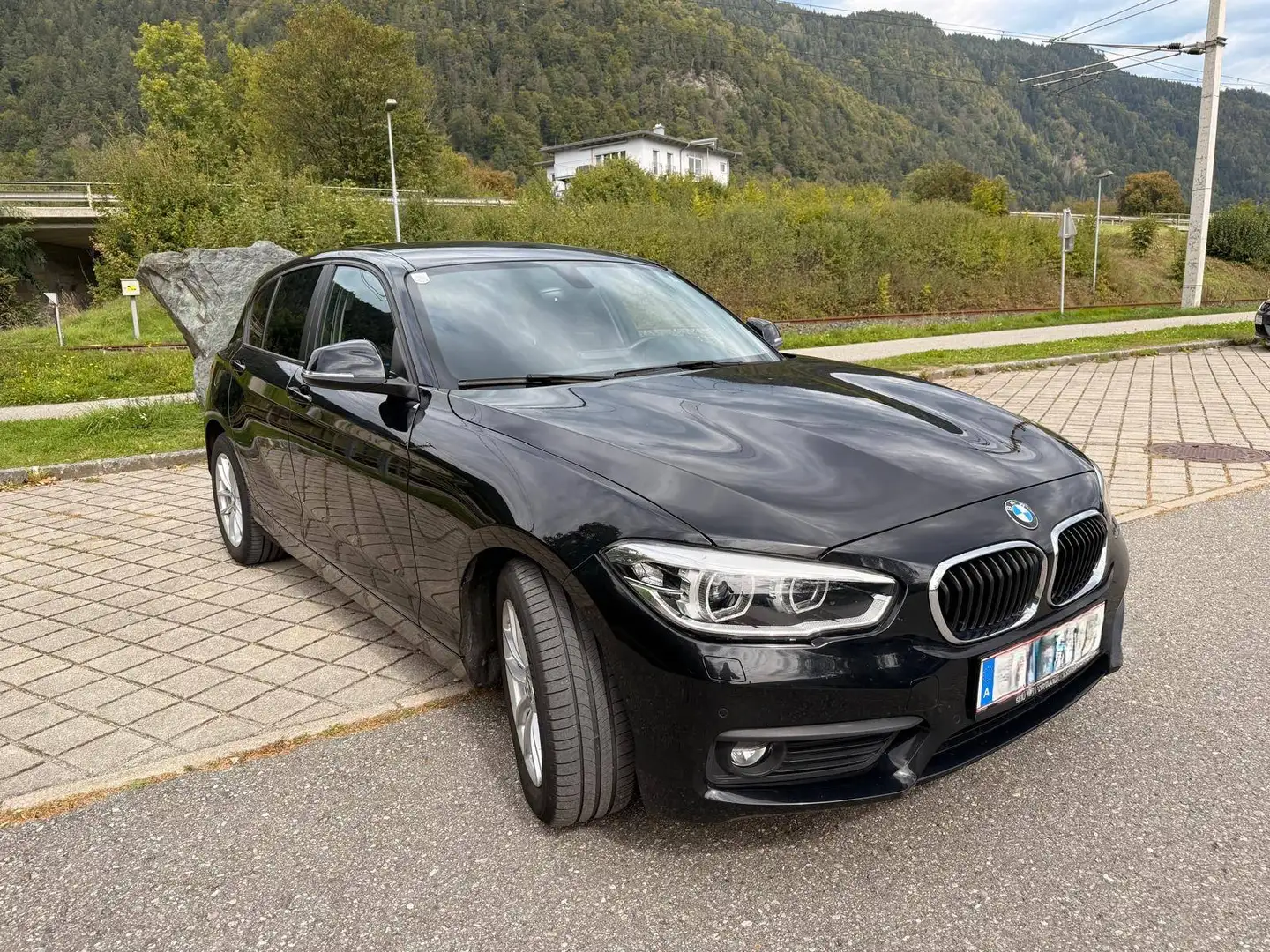BMW 116 116i Schwarz - 1