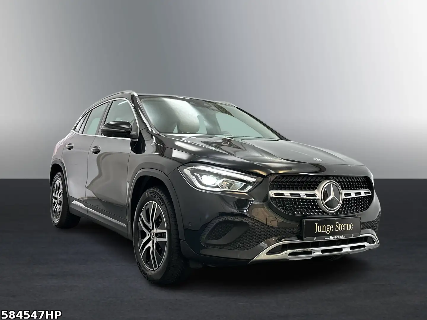 Mercedes-Benz GLA 200 Progressive *LED 360°-Kamera DAB CarPlay Zwart - 2