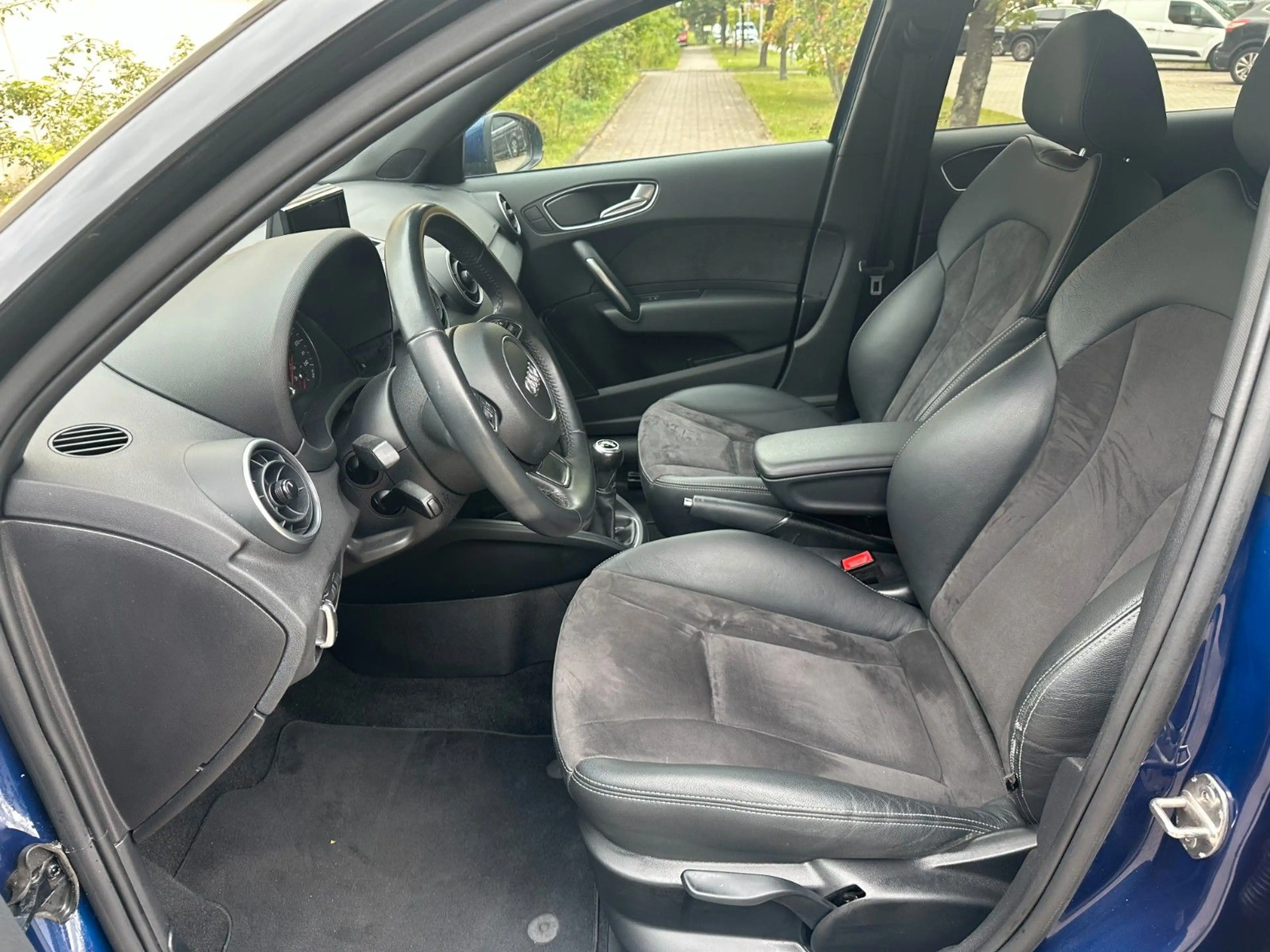 Audi A1 Sportback basis Erst 46Tkm Leder-Klima-Tüv — photo 10
