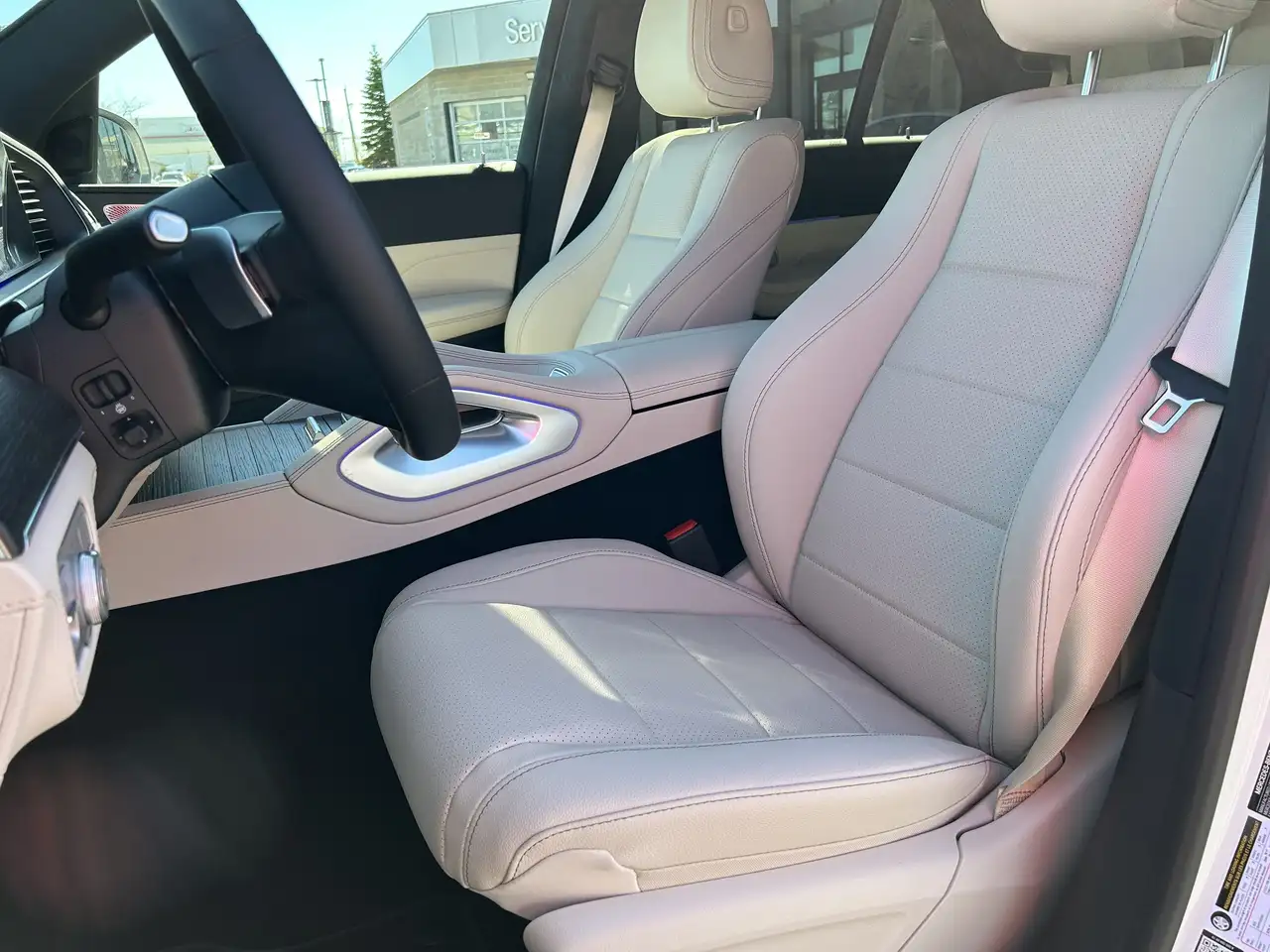 Mercedes-Benz GLE снимка Mercedes-Benz GLE