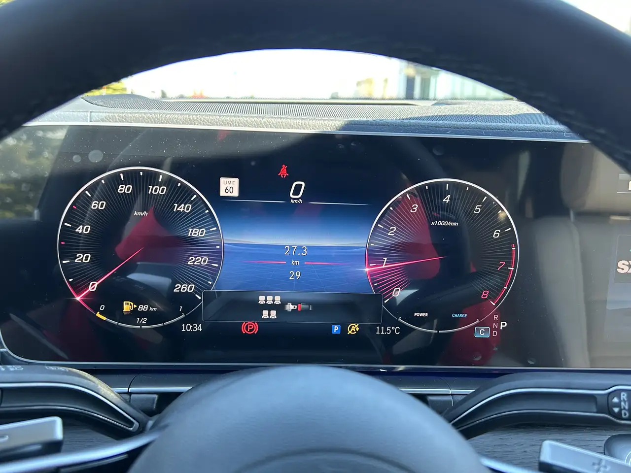 Mercedes-Benz GLE снимка Mercedes-Benz GLE