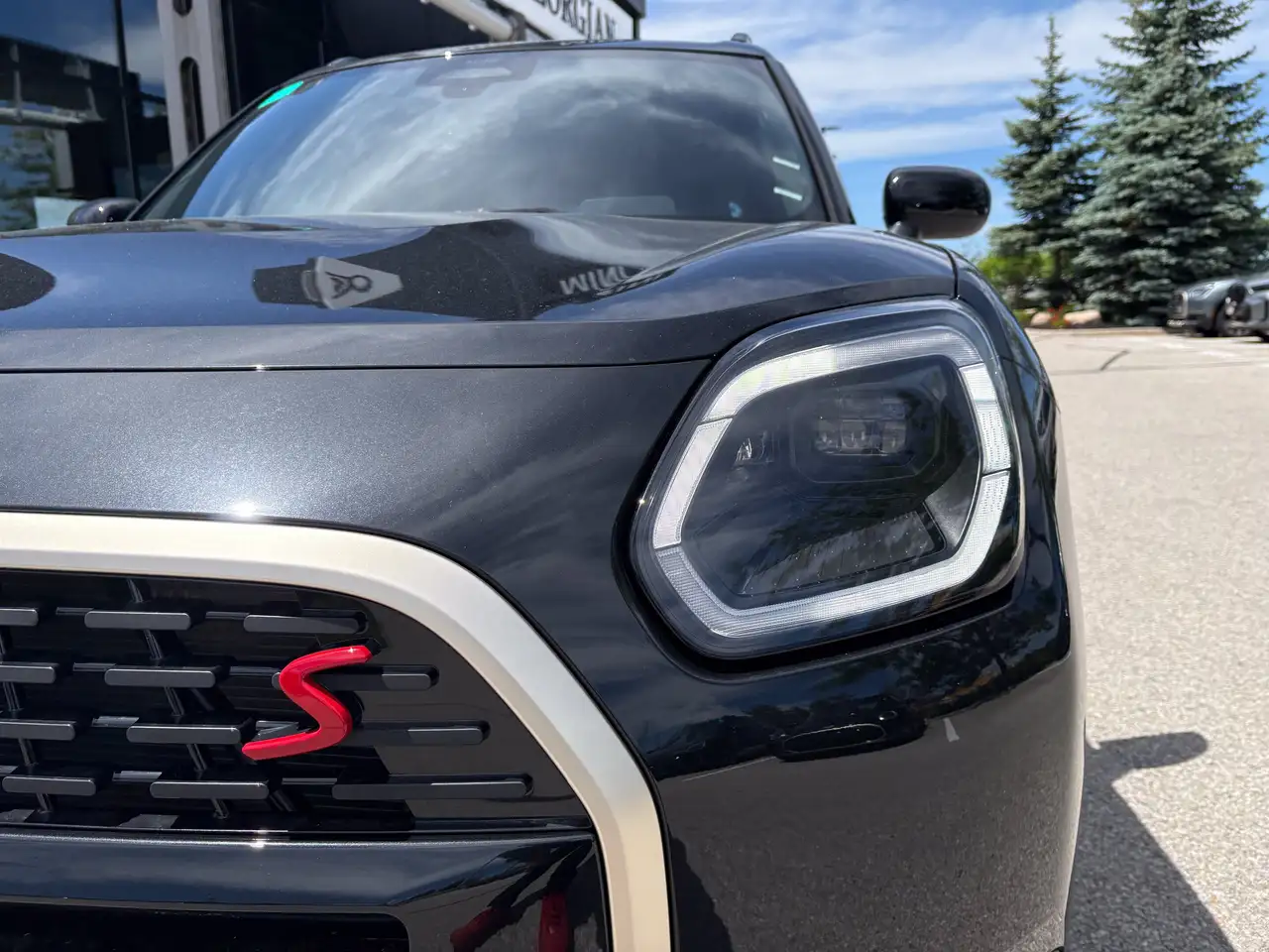 MINI Countryman снимка MINI Countryman