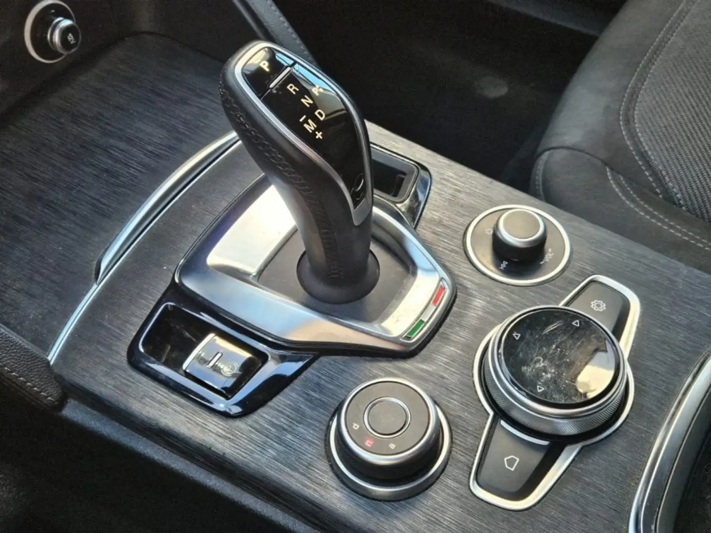 Alfa Romeo Stelvio 2.2 Turbodiesel 160 CV AT8 RWD Business Grigio - 2