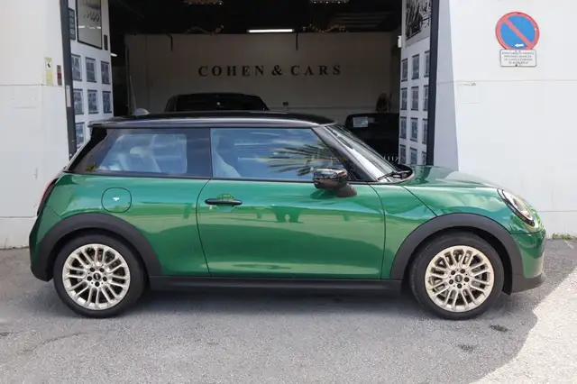 Mini Cooper Cooper view 5
