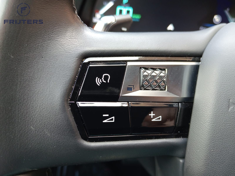 DS Automobiles DS 7 Crossback E-TENSE Ligne Noir AUT PHEV 225PK — photo 8