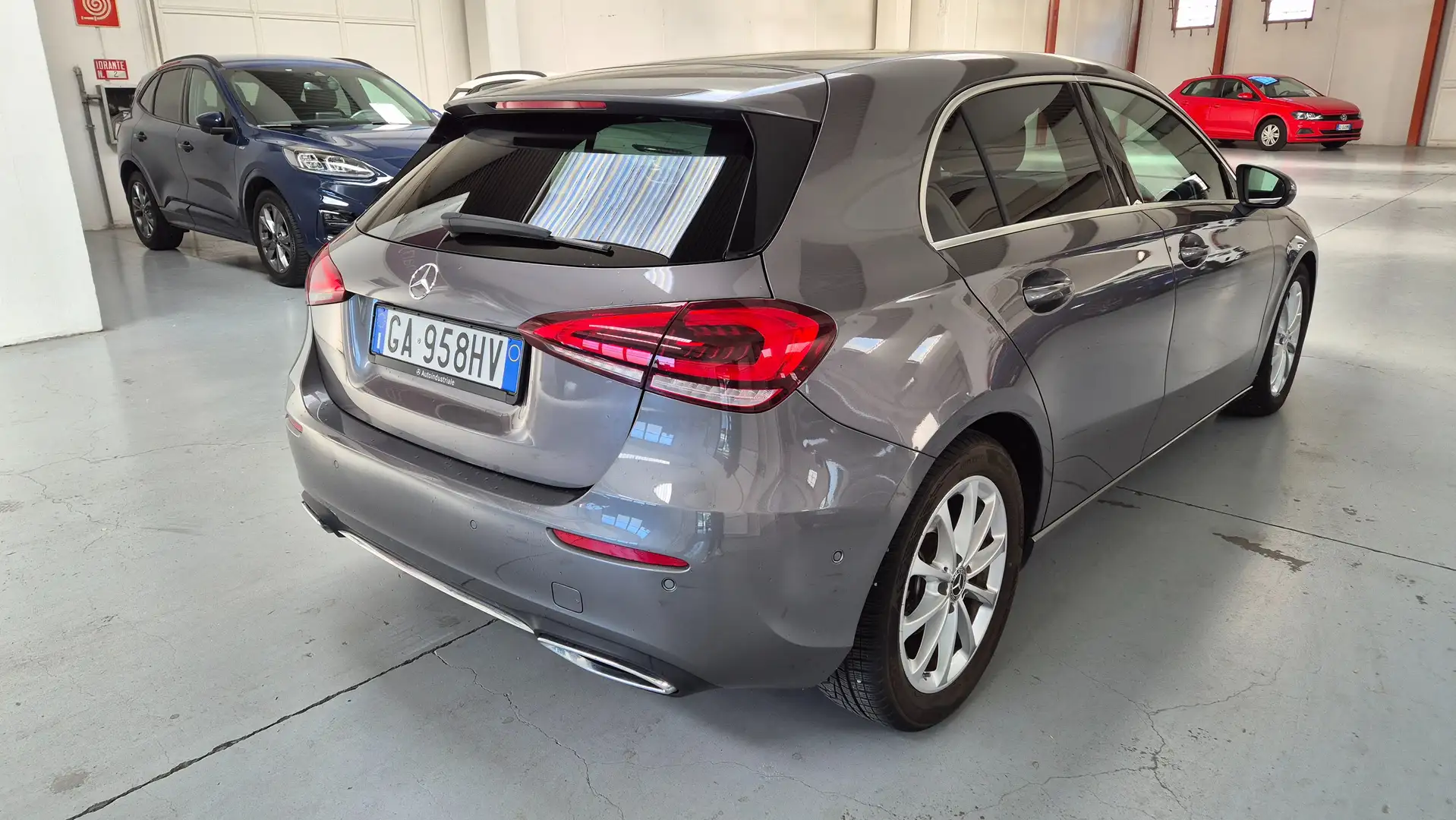 Mercedes-Benz A 180 d  auto KAMERA-NAVY-SENSORI-FULL LED-DAB-CERCHI 17 Gris - 1