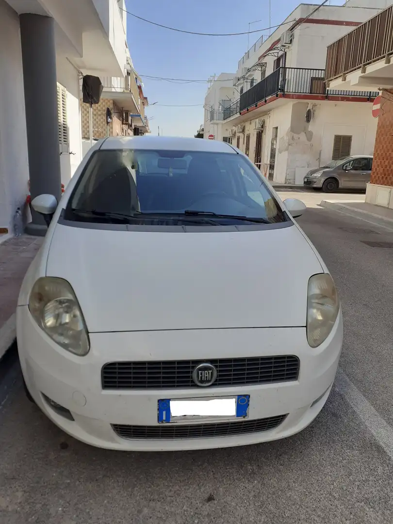 Fiat Grande Punto Metano 57 kw immatricolata dicembre 2008 Bianco - 1